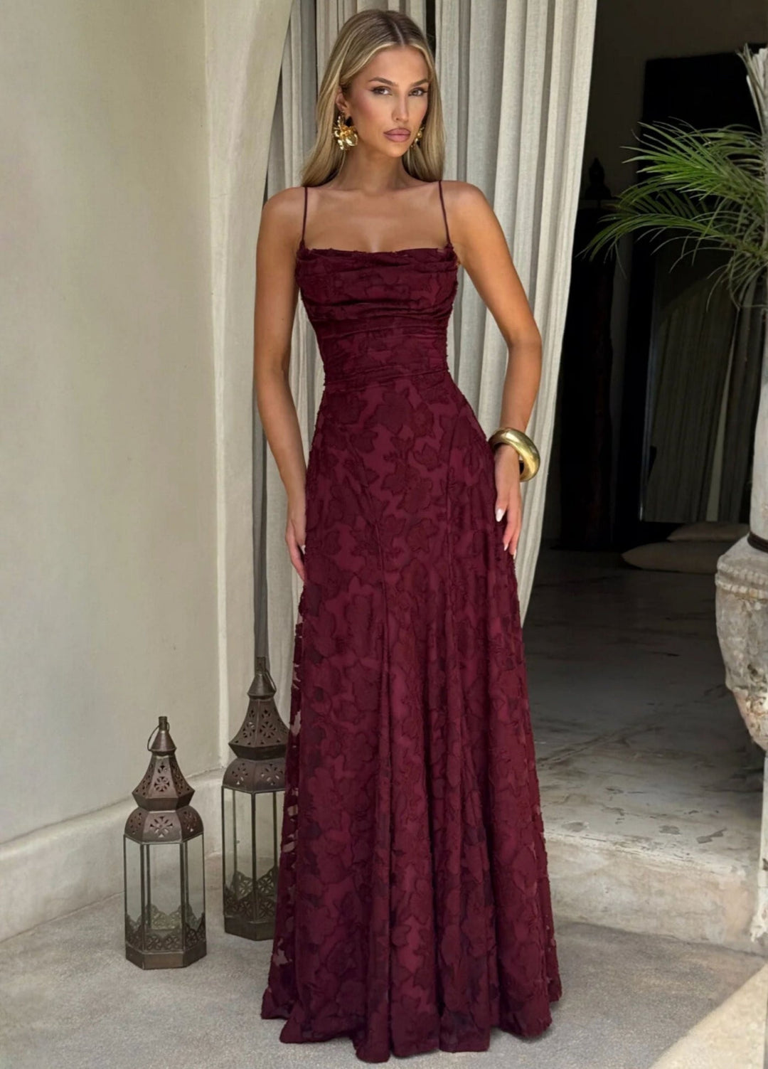 Women’s Lace Spaghetti Strap Maxi Dress