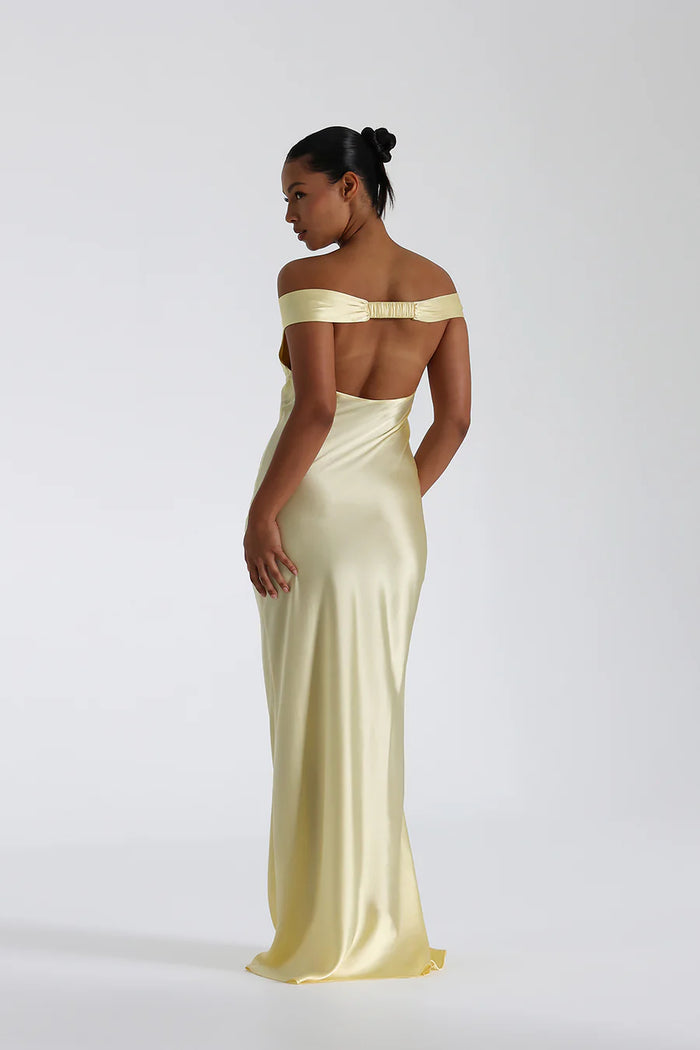 Women’s Off-Shoulder Maxi Dress with V-Neckline and Centre Gathering