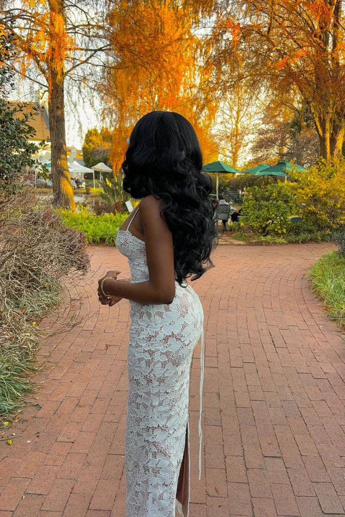 Women’s Spaghetti Strap Lace Maxi Dress with Scalloped Neckline